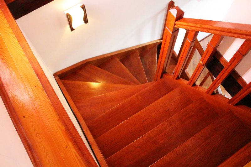 Oak Stairs Refinishing