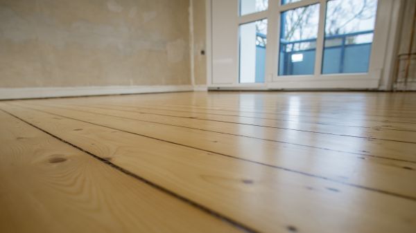 Pine Floor Refinishing Service